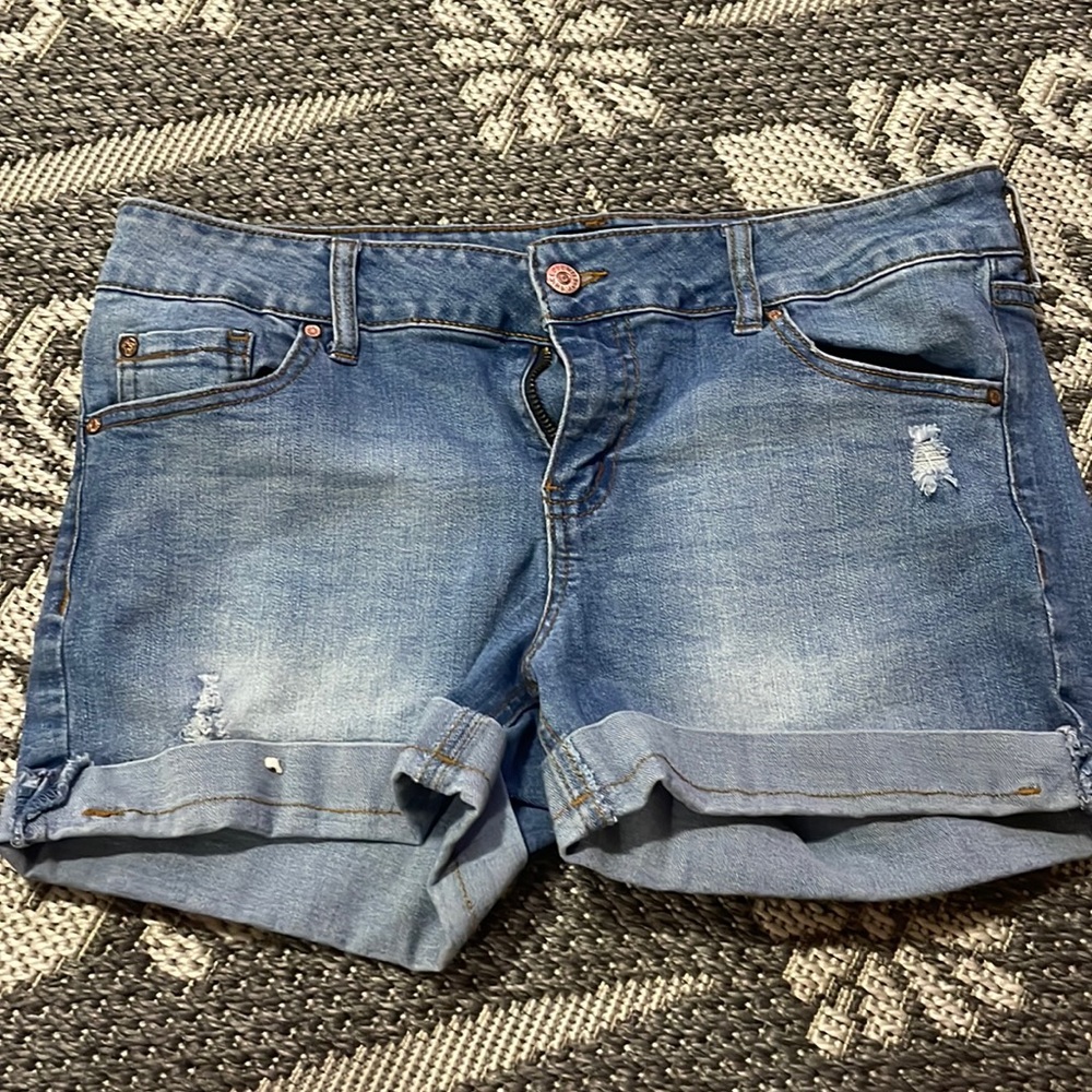 - Blue jeans shorts